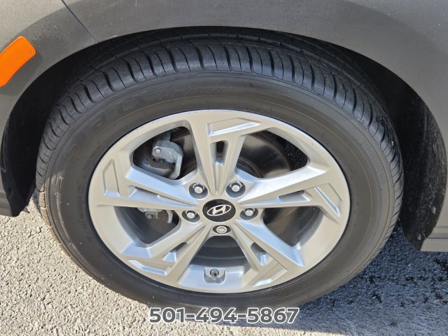 Used 2023 Hyundai Kona SEL FWD image 16