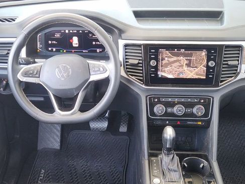 Used 2022 Volkswagen Atlas SEL image 21