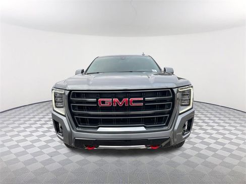 Used 2022 GMC Yukon XL AT4 w/ Max Trailering Package image 2