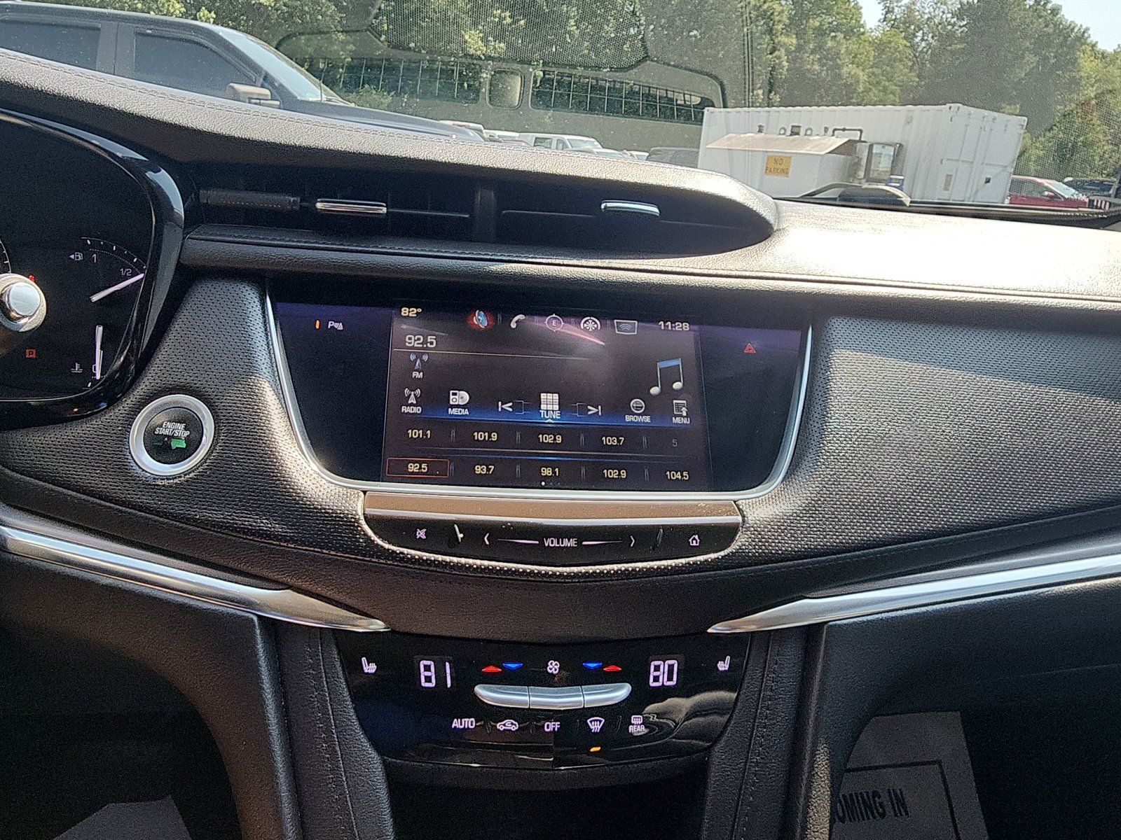 Used 2017 Cadillac XT5 Luxury FWD image 17
