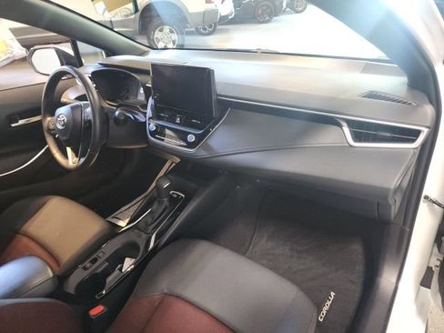 Used 2024 Toyota Corolla SE FWD image 17
