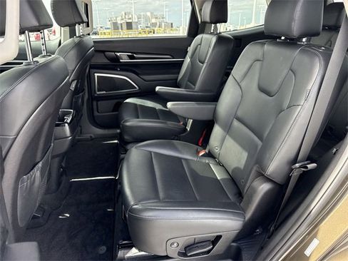 Used 2023 Kia Telluride S w/ S Sunroof Package image 23