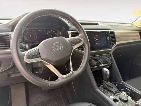 Used 2023 Volkswagen Atlas SEL image 10