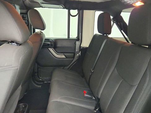 Used 2017 Jeep Wrangler Unlimited Sport w/ Quick Order Package 24S AWD/4WD image 20