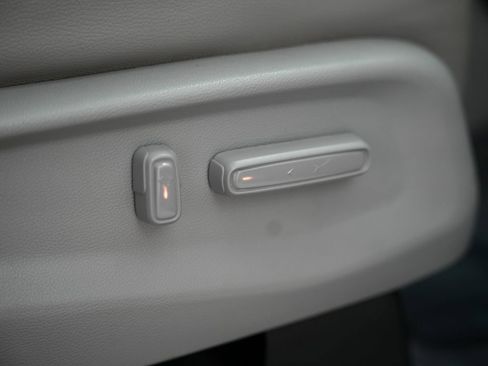 Used 2018 Honda Odyssey Elite image 55