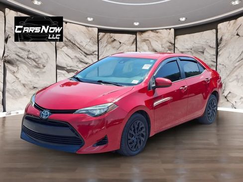 Used 2017 Toyota Corolla LE FWD image 3