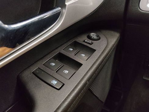 Used 2017 Chevrolet Equinox LT w/ Convenience Package FWD image 27