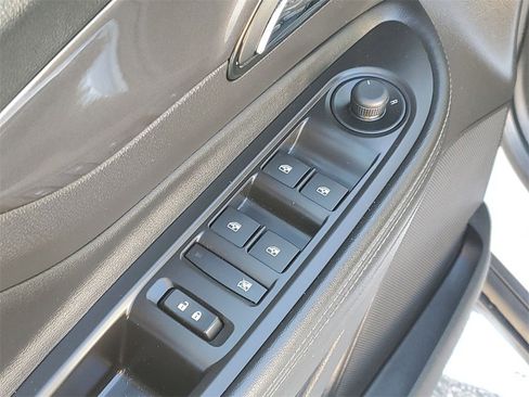 Used 2019 Buick Encore Preferred w/ Safety Package image 22