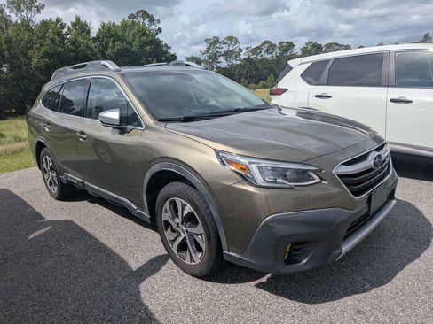 Used 2020 Subaru Outback Touring XT AWD/4WD image 10