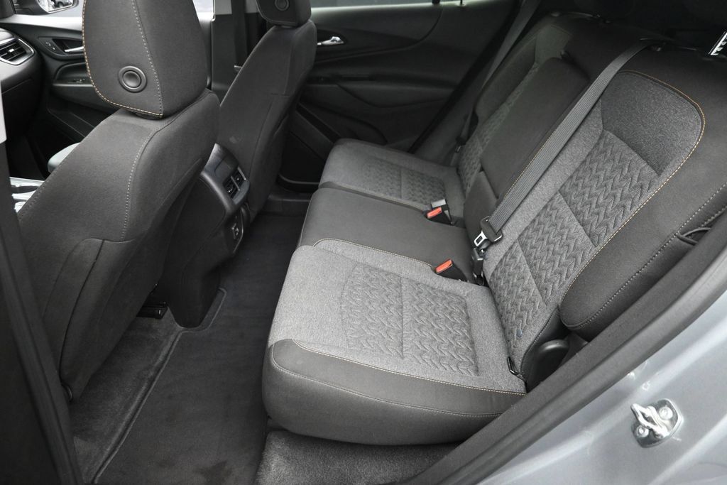 Used 2024 Chevrolet Equinox LT AWD/4WD image 14