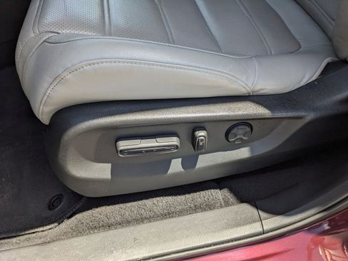 Used 2019 Honda CR-V Touring image 22