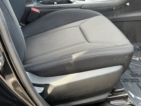 Used 2023 Subaru Crosstrek 2.0i AWD/4WD image 8