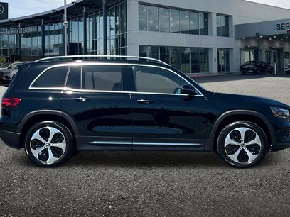 New 2025 Mercedes-Benz GLB 250 250
