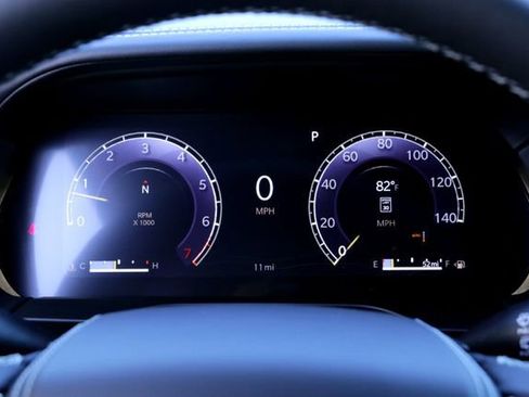 New 2025 Jeep Grand Cherokee L Overland w/ Luxury Tech Group IV image 12