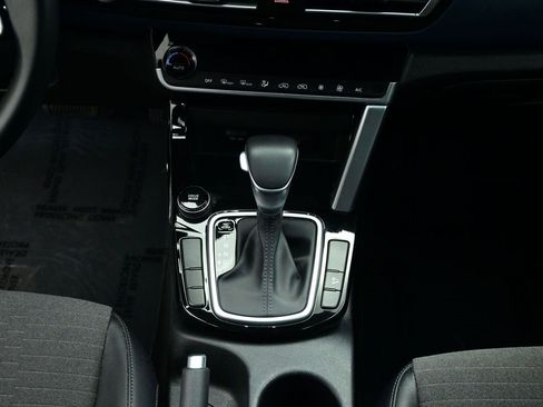 Used 2023 Kia Seltos S image 7