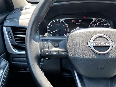 Certified 2026 Nissan Rogue SV FWD image 24