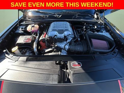 Used 2019 Dodge Challenger SRT Hellcat image 12