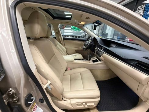 Used 2014 Lexus ES 350 image 36