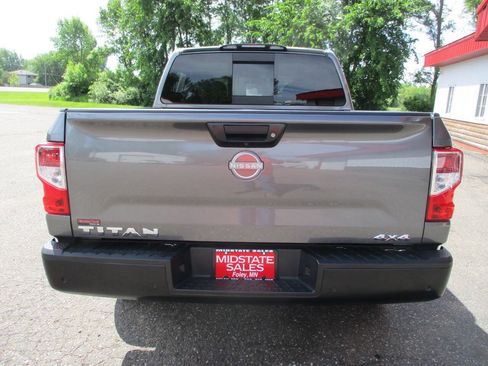 Used 2023 Nissan Titan S AWD/4WD image 7