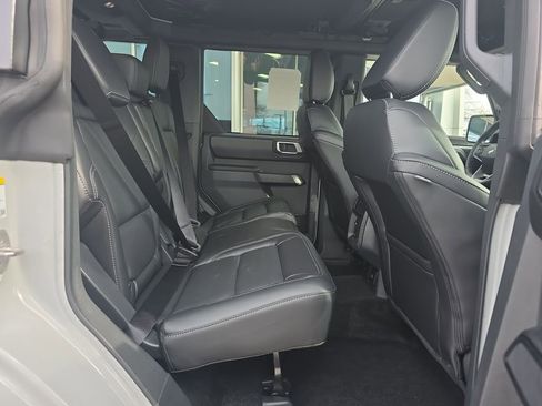 New 2026 Ford Bronco Outer Banks image 38