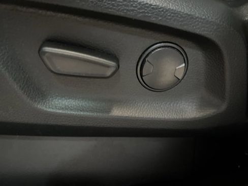 Used 2021 Ford Ranger Lariat w/ FX4 Off-Road Package image 11