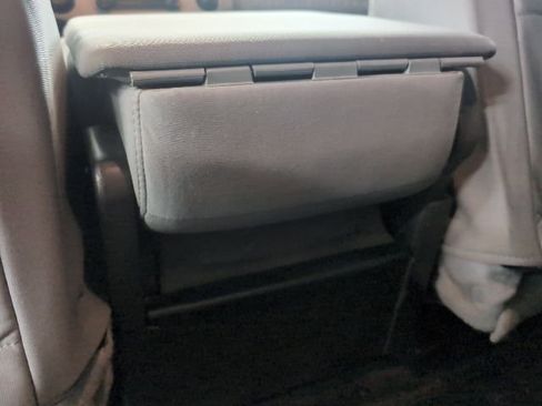 Used 2015 Ford F250 XLT w/ XLT Interior Package image 20