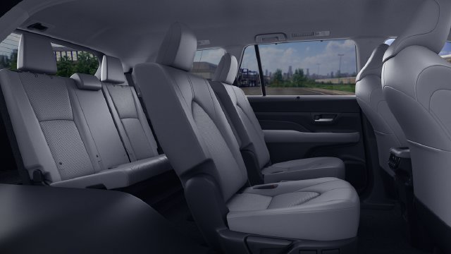 New 2026 Toyota Grand Highlander XLE FWD image 3
