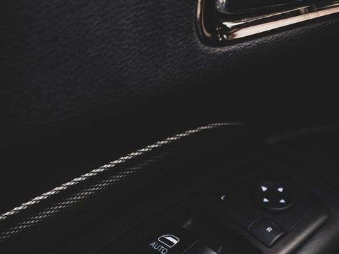 Used 2018 Dodge Durango SRT w/ Technology Group image 20