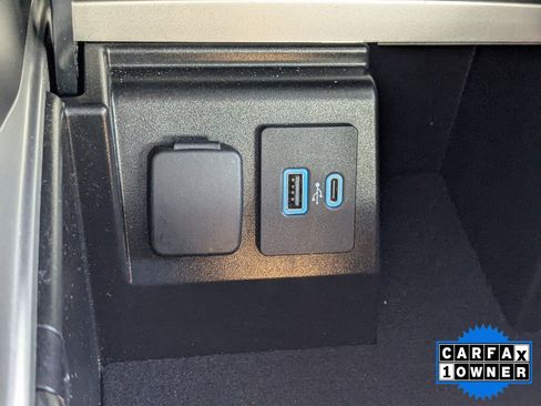 Certified 2024 Ford Explorer XLT w/ Equipment Group 202A image 28