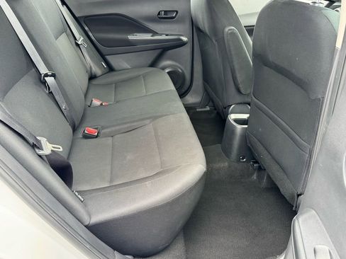 Used 2024 Nissan Kicks S image 18