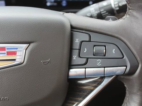 Used 2022 Cadillac Escalade Premium Luxury w/ LPO, Floor Liner Package AWD/4WD image 25