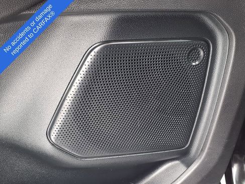 Used 2020 Ford Escape SE image 18