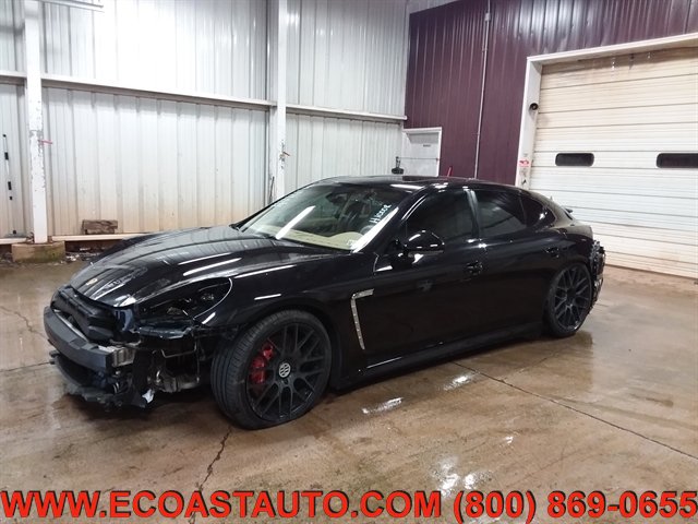 Used 2013 Porsche Panamera 4 image 3