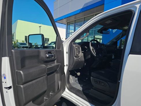 New 2026 Chevrolet Silverado 2500 Custom w/ Custom Value Package AWD/4WD image 24