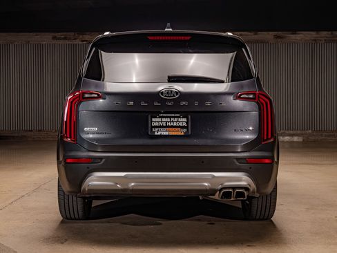 Used 2021 Kia Telluride EX w/ EX Premium Package image 7
