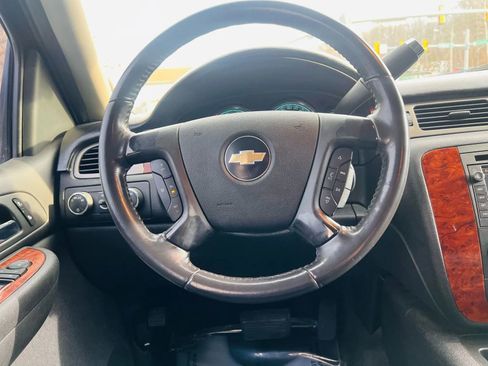 Used 2009 Chevrolet Tahoe 4WD Hybrid image 25