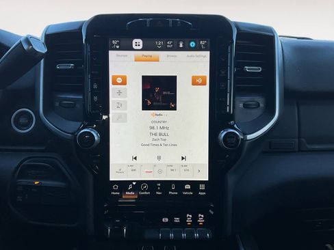 Used 2022 RAM 3500 Big Horn w/ Level C Equiment Group image 13