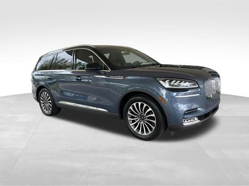 Used 2021 Lincoln Aviator Reserve w/ Equipment Group 201A RWD image 2
