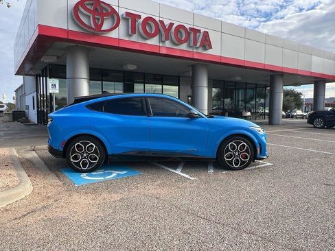 Used 2021 Ford Mustang Mach-E GT image 6