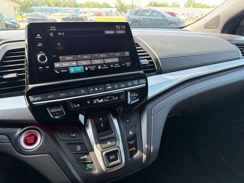 Used 2025 Honda Odyssey Sport-L image 16
