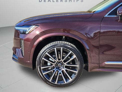 New 2026 Volvo XC90 B5 Ultra w/ Protection Package Premier AWD/4WD image 4