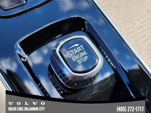 New 2026 Volvo XC90 B6 Plus w/ Protection Package Premier image 20