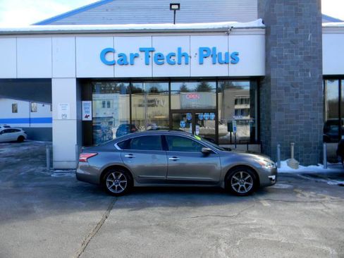 Used 2015 Nissan Altima 2.5 S w/ Power Driver Seat Package image 5