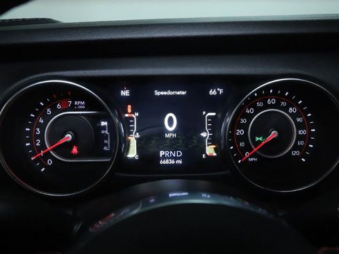 Used 2020 Jeep Wrangler Unlimited Rubicon w/ Quick Order Package 28Y Recon AWD/4WD image 23