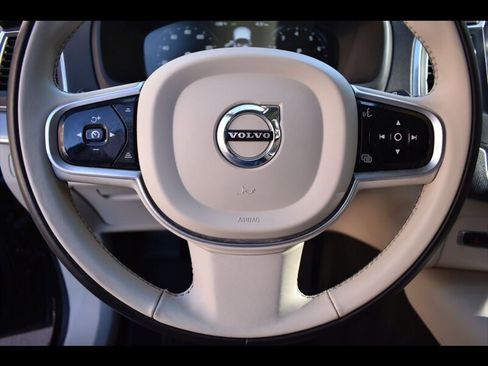 Used 2021 Volvo XC90 T5 Momentum AWD/4WD image 14