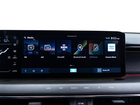 Certified 2024 Kia EV9 Land AWD/4WD image 27