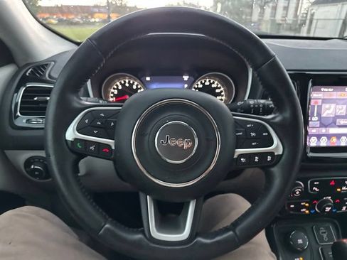 Used 2021 Jeep Compass Limited AWD/4WD image 14