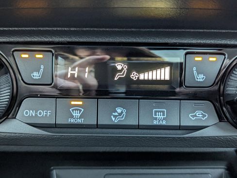 New 2026 Nissan Kicks SV w/ SV Premium Package image 18