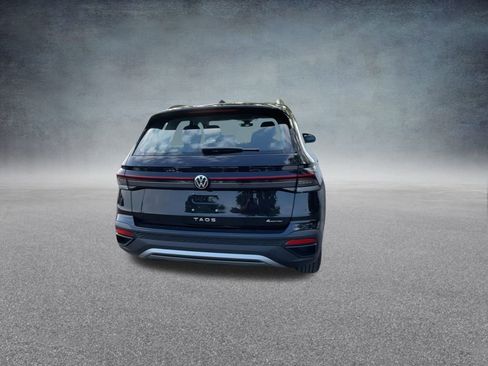 New 2025 Volkswagen Taos S image 19