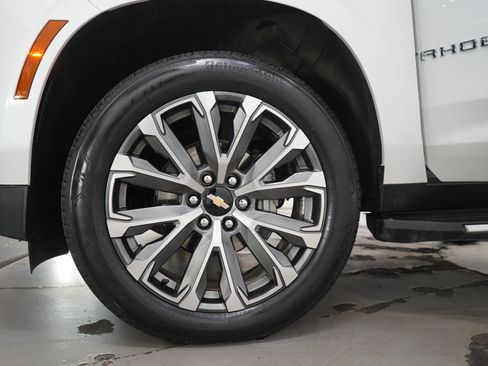 Used 2025 Chevrolet Tahoe High Country w/ Sun And Tow Package AWD/4WD image 35